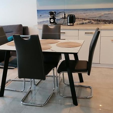 Apartamenty Mariela-Kolobrzeg Z Garazem ภายนอก รูปภาพ
