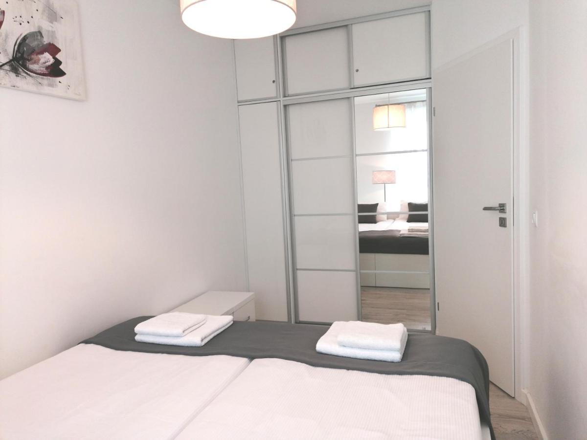 Apartamenty Mariela-Kolobrzeg Z Garazem ภายนอก รูปภาพ
