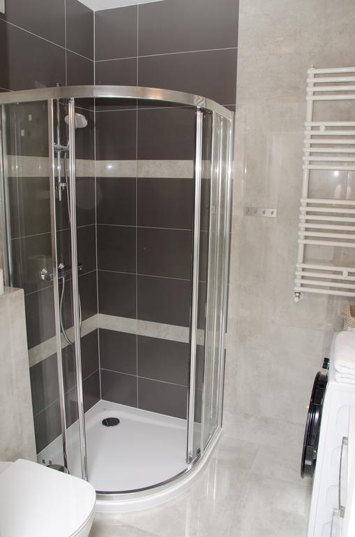 Apartamenty Mariela-Kolobrzeg Z Garazem ภายนอก รูปภาพ