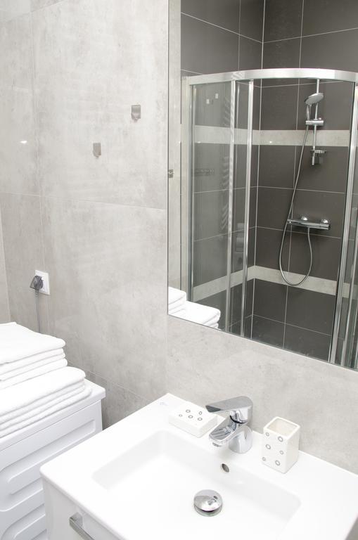 Apartamenty Mariela-Kolobrzeg Z Garazem ภายนอก รูปภาพ